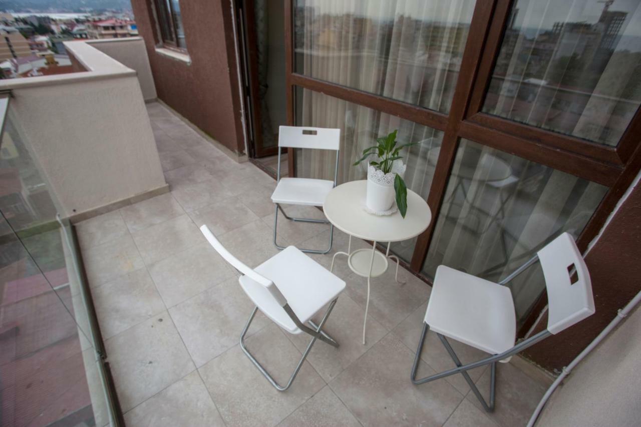 Nano'S Exclusive Fashionable Apartment Batumi Exterior photo